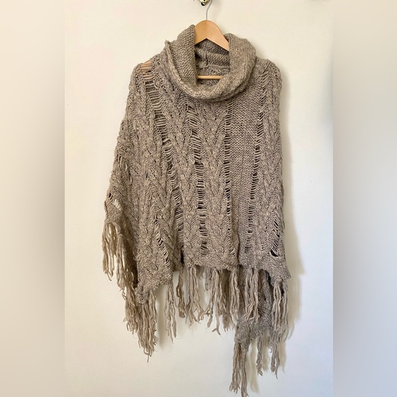 Boho knit shawl - Picture 2 of 7